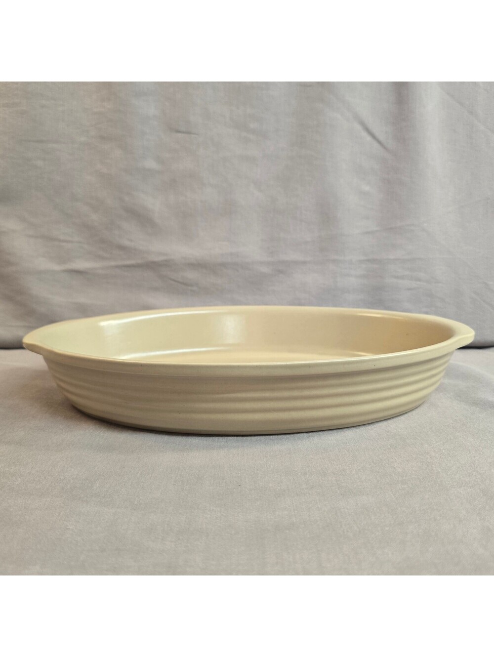 VTG Emile Henry France 01.66 Cream Oval Ceramic Baking Dish Casserole Pan 13.5"
